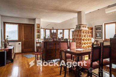 MEDE, PRESTIGIOSA VILLA INDIPENDENTE