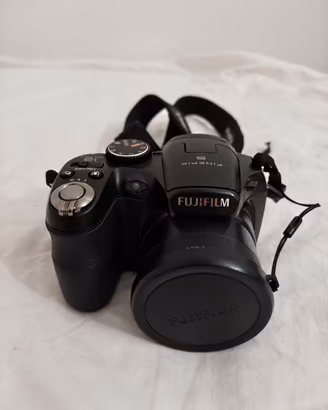 Fotocamera digitale Fujifilm S2700HD 12 Mega 