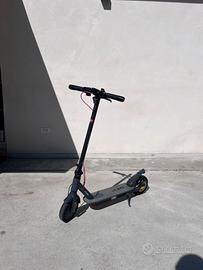 monopattino elettrico ducati