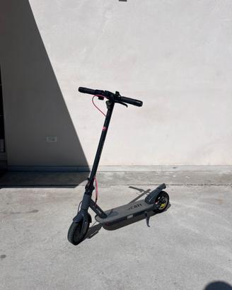 monopattino elettrico ducati