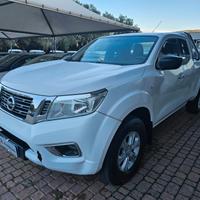 Nissan Navara 2.3 dCi 4WD King Cab Acenta