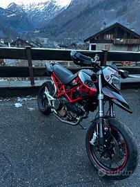 Ducati hypermotard 1100