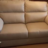 DIVANO PELLE 2 POSTI NUOVO