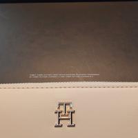 portafoglio donna Tommy Hilfinger