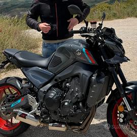 Scarico completo yamaha Mt09