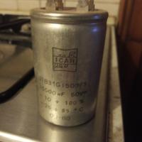 Condensatore elettrolitico