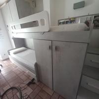 struttura camera da letto con 3 posti , 3 armadi 
