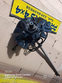 Mozzo anteriore sx con semiasse Suzuki jimny