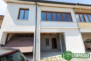 AMPIO 4 LOCALI CON BOX DOPPIO