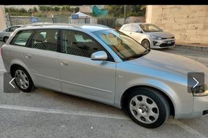AUDI A4 2ª serie - 2004