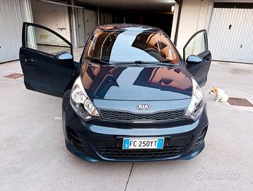 KIA Rio 3ª serie - 2016