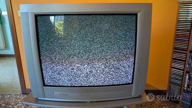 Tv tubo catodico Philips + Decoder + lettore dvd