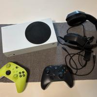 Xbox Serie S con 2 joystick