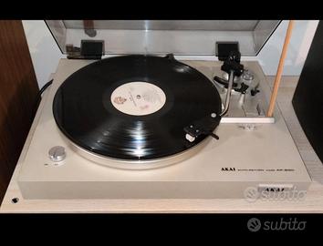 AKAI AP B20. giradischi 