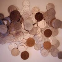 Lotto di un (centinaio) di monete miste.......