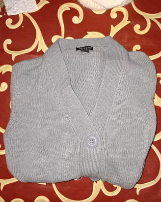 Maglione abbottonato