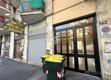 NEGOZIO A TORINO
