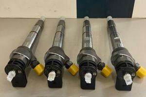 Iniettori diesel bosch codice 0445110872 NUOVI