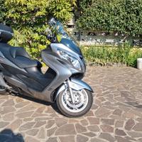 Suzuki Burgman 400