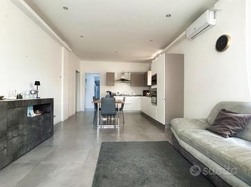 3 LOCALI A MOLINELLA