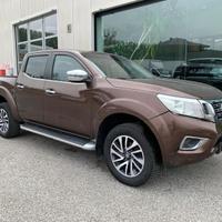 Nissan Navara pick-up 2300TD 190CV - Gancio d...