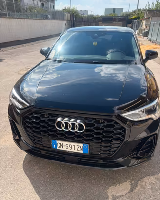 Audi q3 sport back