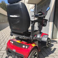 Scooter elettronico per anziani