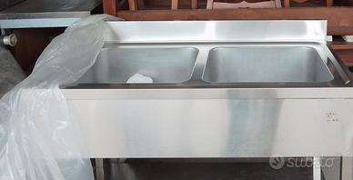 Lavandino in acciaio per cucina
