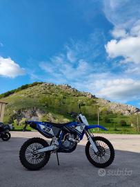 Yamaha WRF 400