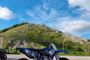 Yamaha WRF 400