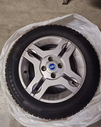 Set gomme e cerchi originali Fiat Panda 4x4 169
