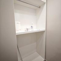 cabina armadio modulabile appendiabiti cassettiera