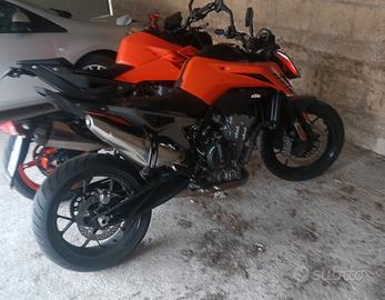 KTM Duke 790