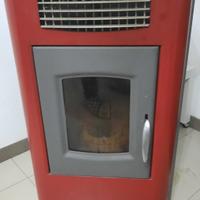 stufa a pellet convertibile a nocciolino Anslmo Co