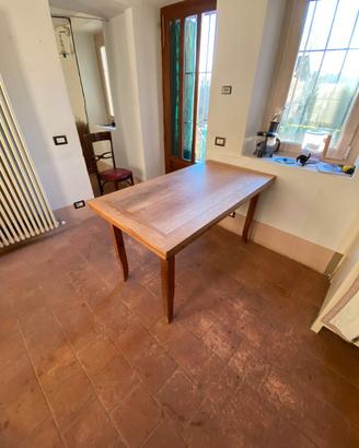 Tavolo legno massello allungabile