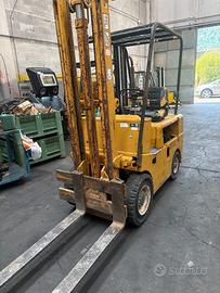 carrello elevatore diesel 25 q.li