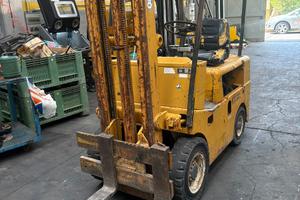 carrello elevatore diesel 25 q.li