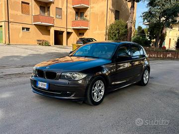 BMW SERIE 1 ANNO 2010 
