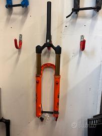 Forcella fox arancione