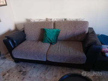 Salotto 2 divani +puff di marca  