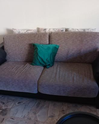 Salotto 2 divani +puff di marca  