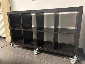 Scaffale IKEA KALLAX nero con rotelle