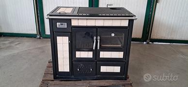 Stufa a legna  o termocucina Klover
