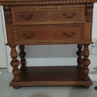 ingressino specchio e attaccapanni