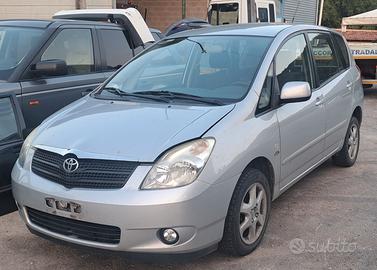 Ricambi Toyota Corolla Verso 2003