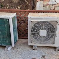 2 pompe di calore Hitachi penta con 7 motori int.