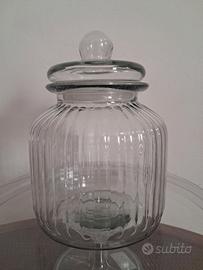 Vaso in vetro con coperchio 