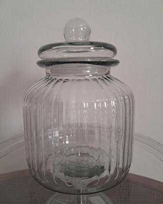 Vaso in vetro con coperchio 