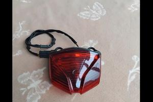 Faro post MV AGUSTA F4