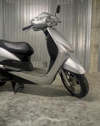 Honda Lead - 2008